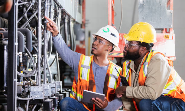 Best Commercial Electrician Services  in Fayette, IA