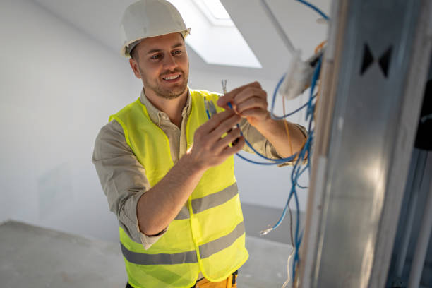 Best Electrical Outlet Repair  in Fayette, IA